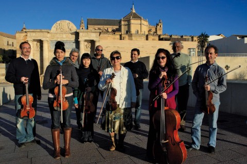 Después de un paréntesis veraniego (algo estirado), nos ponemos manos a la obra con el Paisaje de la Orquesta de Córdoba. La convivencia intensa con algunos de sus músicos, nos dio a Paco y a mi la verdadera dimensión del concepto Unidad en Diversidad. Una orquesta tan diversa como número de […]